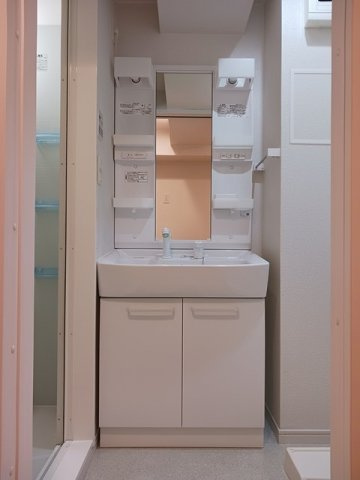 【洗面所】 | オータム　アベニュー | 使いやすい洗面所です