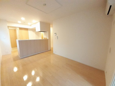 【居間・リビング】 | ラインハイトⅡ | おしゃれな居間です