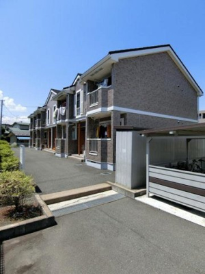 【外観】 | シルクガーデン | 外はこのようになっています