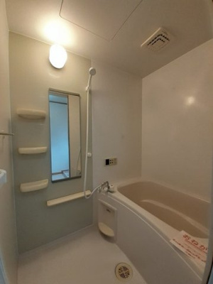 【浴室】 | シルクガーデン | ゆったり過ごせるお風呂です