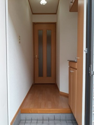 【玄関】 | シルクガーデン | 明るい玄関です