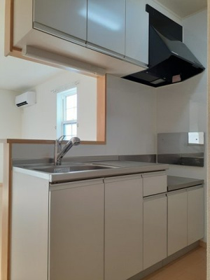 【キッチン】 | ノーブル・フォーシーズンＡ | 使いやすいキッチンです