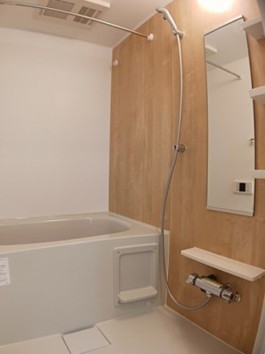 【浴室】 | デスパシオＫ | 落ち着いた空間のお風呂です