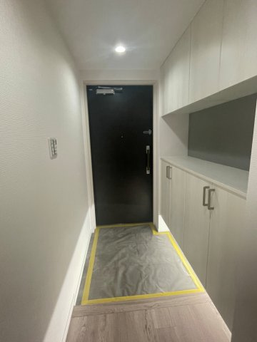 クロスウィル多摩センターの玄関