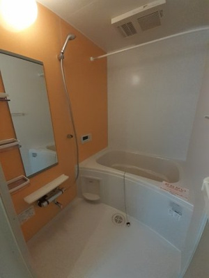 【浴室】 | ルミアス前潟Ⅱ | 落ち着いた空間のお風呂です