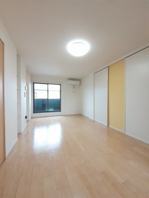 【居間・リビング】 | エターナル | おしゃれな居間です