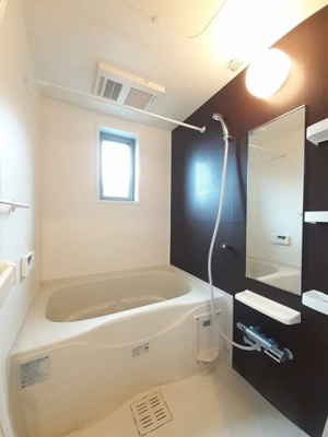 【浴室】 | エターナル | 落ち着いた空間のお風呂です