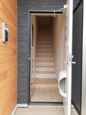 【玄関】 | エターナル | 収納もある玄関です