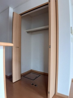 【収納】 | グローリーハウスＡ | 専用の収納スペースです