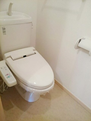 【トイレ】 | フル・マーク | ゆったりとした空間のトイレです