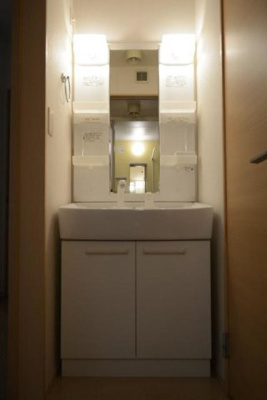 【洗面所】 | フィオーレ・カナンＡ | 広い洗面スペース