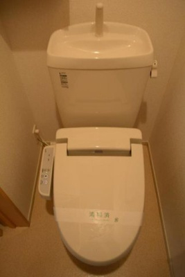 【トイレ】 | フィオーレ・カナンＡ | シンプルで使いやすいトイレです