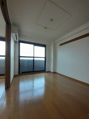 【居間・リビング】 | シルクコート | 居間です