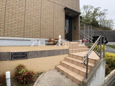 【エントランス】 | セントヴィレッジ | ※室内写真は前回募集の別室イメージです（改装中）