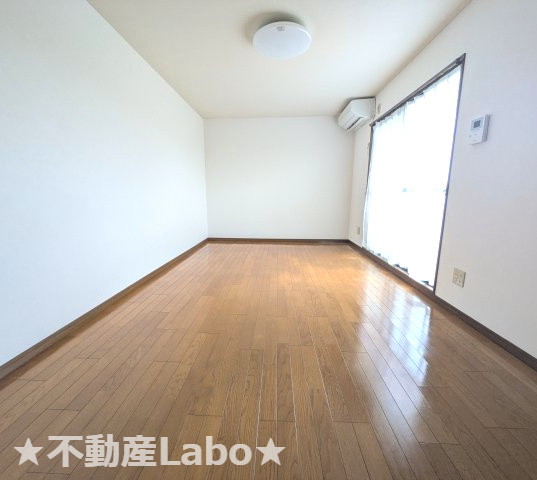 三ニーズハウスの居間・リビング