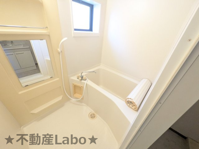 ラポール宮内Bの浴室