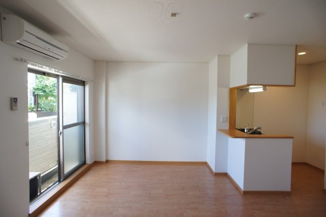 アバンツァートの居間・リビング