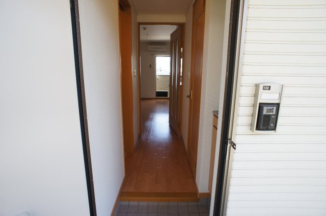 アバンツァートの玄関