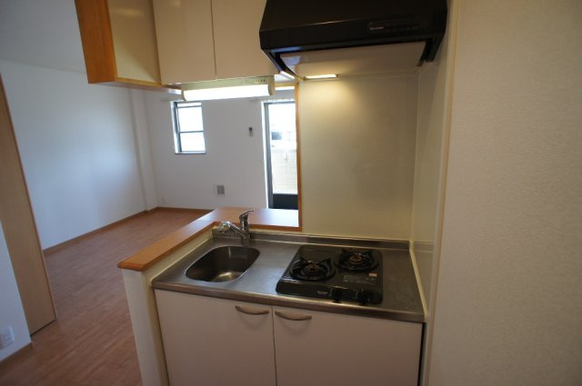 アバンツァートのキッチン