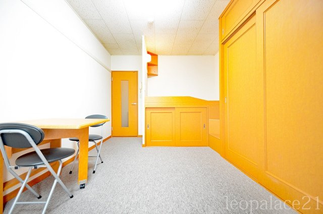 レオパレスＫ＆Ｍの居間・リビング|※写真と現状が異なる場合は現状を優先