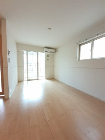 イリス　Ｂの居間・リビング|使いやすいリビングです