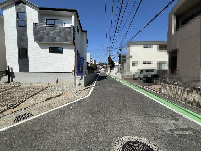 【その他】 | 福岡市南区屋形原1丁目2期　2号棟（全2棟）【仲介手数料無料・0円】 | 現地写真。前面道路です。