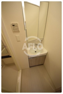 【洗面所】 | ララプレイス玉造パルク | ララプレイス玉造パルク　洗面脱衣所