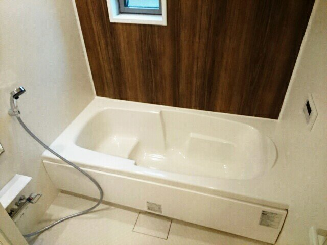 ベレットⅠの浴室|落ち着いた空間のお風呂です