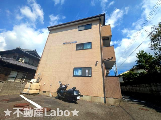 グランシャリオ藍住　201