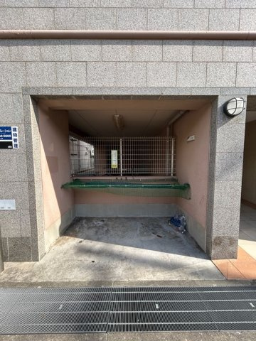 アネシスコート門口のその他共用部分