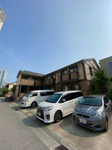 セジュール西代Ⅰ　A棟の駐車場