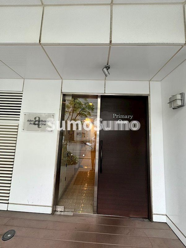 アーデン四ツ橋プライマリーワンのエントランス|落ち着いたエントランスです