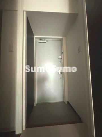 アーデン四ツ橋プライマリーワンの玄関|きれいな玄関です