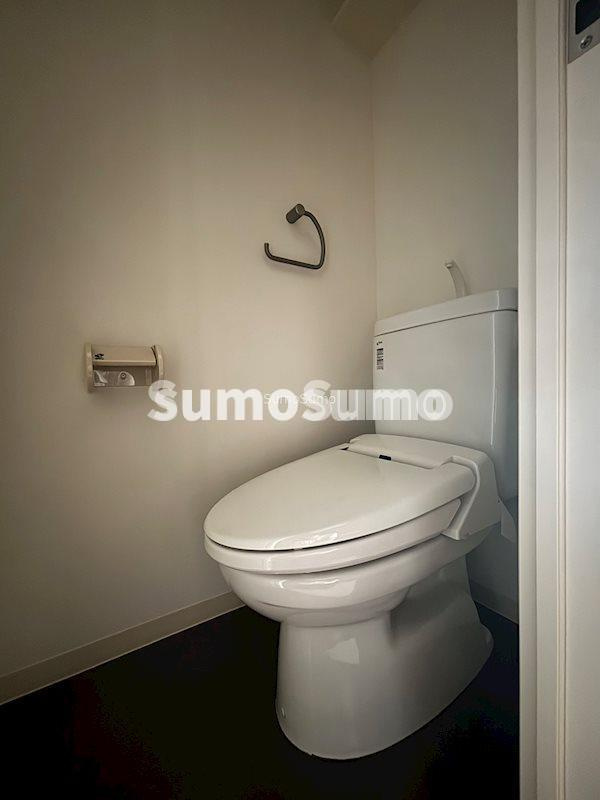 アーデン四ツ橋プライマリーワンのトイレ|落ち着いたトイレです