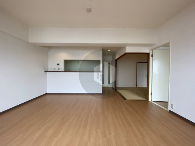 グランドール杉の木の内装