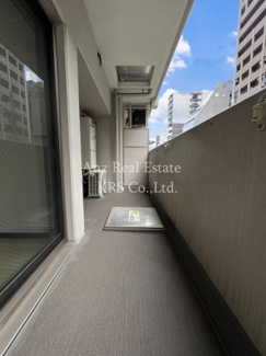 【バルコニー】 | アーデンタワー本町イースト | 物干し竿付き！南面バルコニーで日当たり抜群！