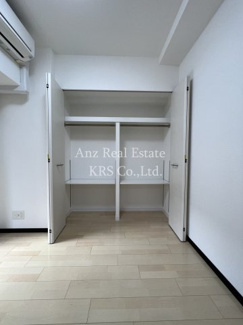 【収納】 | アーデンタワー本町イースト | 洋室部分にあるクローゼットです♪