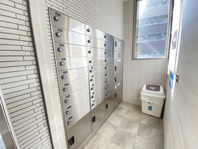 大阪市浪速区桜川４丁目の賃貸マンション