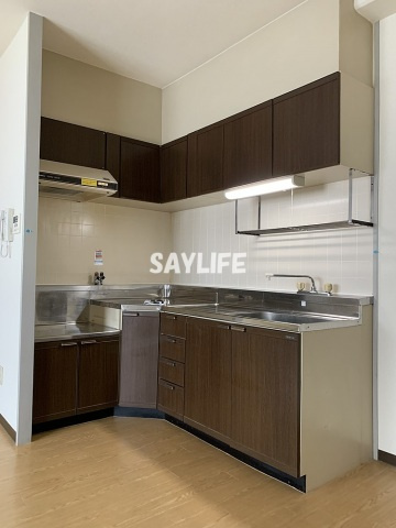 ティピカルタルミのキッチン