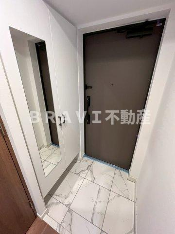 S-RESIDENCE松屋町asence　BRAVI不動産の玄関|【S-RESIDENCE松屋町asence】きれいな玄関です