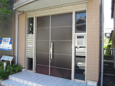 【エントランス】 | シャーメゾン賑町