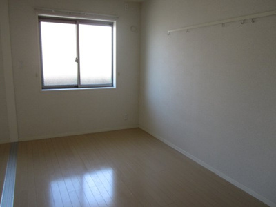 【洋室】 | シャーメゾン賑町