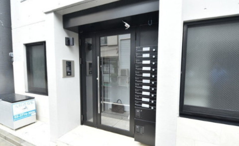 アンベリール御徒町のエントランス