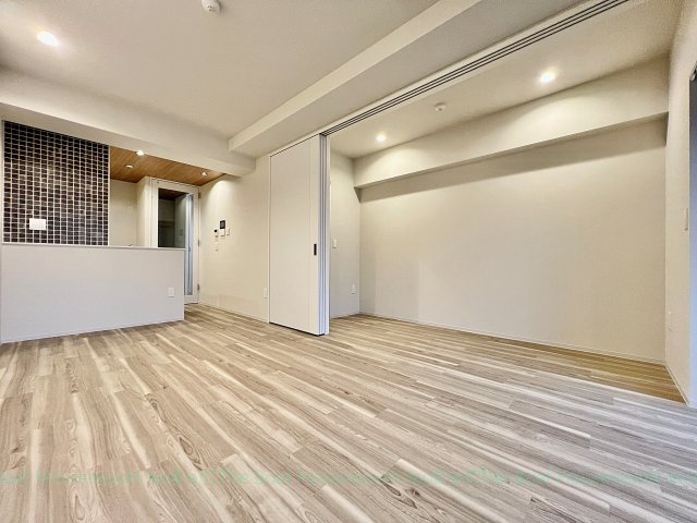 Thames garden placeの居間・リビング