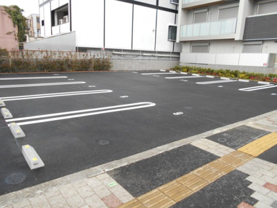 【駐車場】 | Benevolence三国ヶ丘