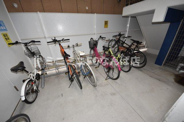 ウエンズ阿波座西