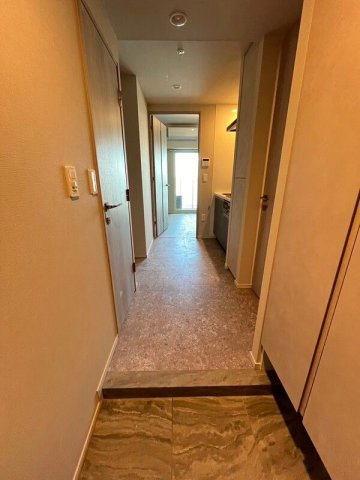 ラグゼナ用賀の玄関