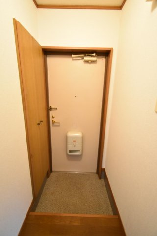 インポート久留米ルビーⅠの玄関|明るい玄関です