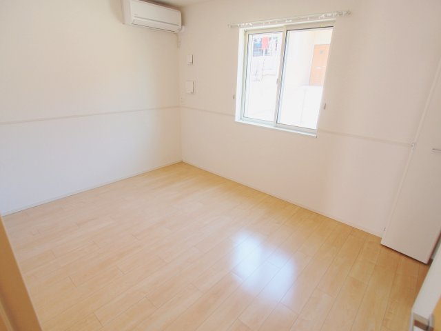 若葉　F棟の洋室