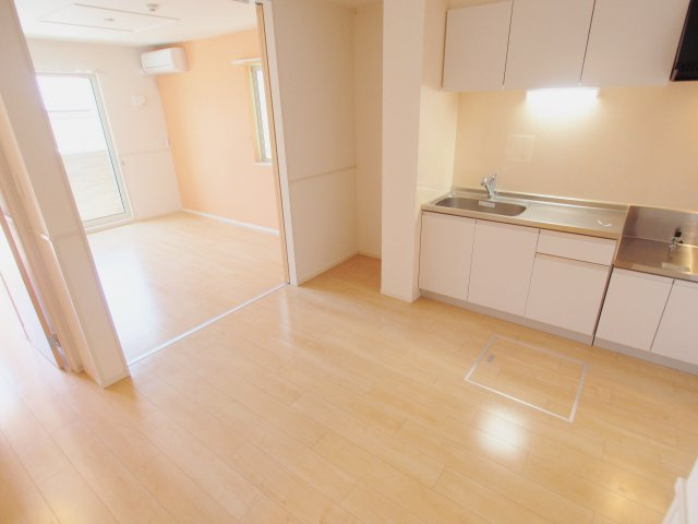 若葉　F棟の居間・リビング